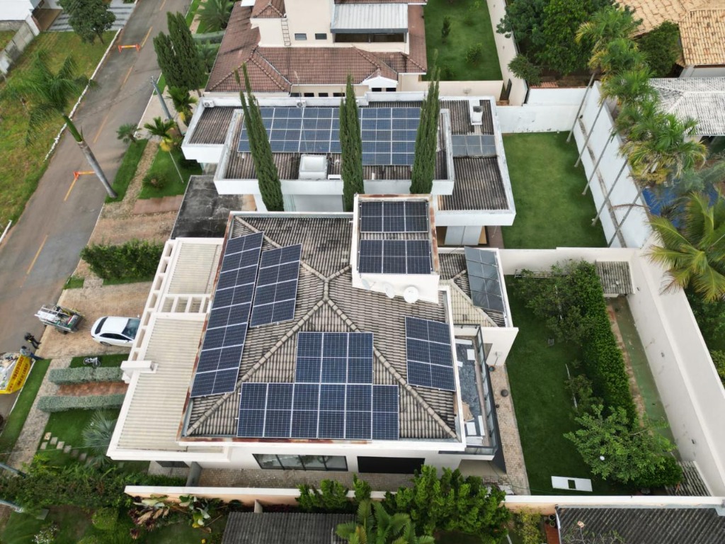 Residência de alto padrão com energia solar